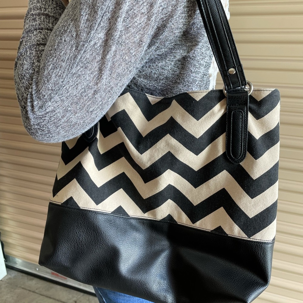 Black chevron canvas bag and faux leather bottom preppy